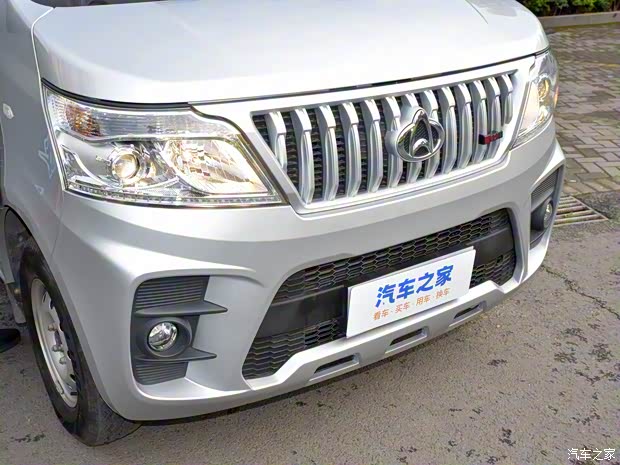 長安凱程 長安睿行M60 2023款 1.5L GDI精英型客車6/7座