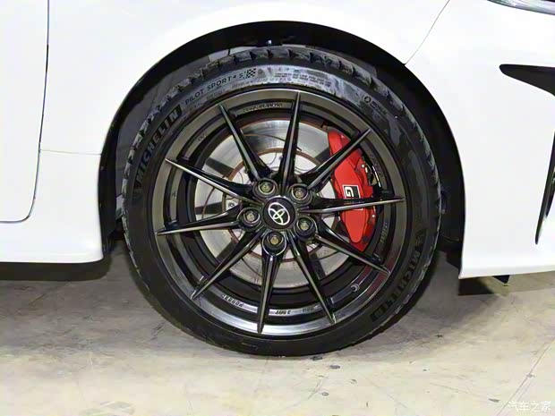 丰田(进口) YARiS(进口) 2020款 GR YARiS 日本版 丰田(进口) YARiS(进口) 2020款 GR YARiS 日本版