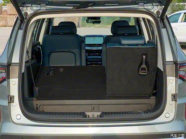 吉利汽車 嘉際 2023款 嘉際L 1.5TD DCT尊貴型