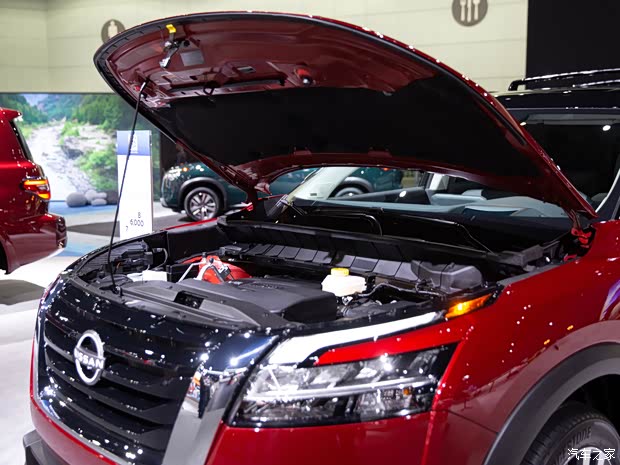 日产(进口) Pathfinder 2021款 3.5L Platinum 4WD 美国版