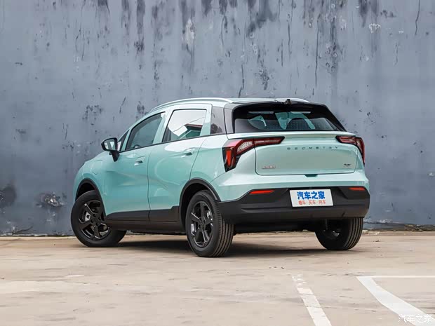 几何汽车 几何E 2023款 320KM 乖帅虎 5座
