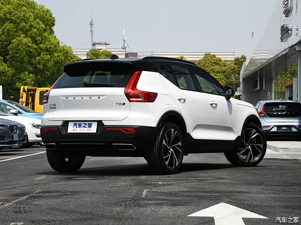 沃尔沃亚太 沃尔沃XC40 2020款 T5 四驱智雅运动版