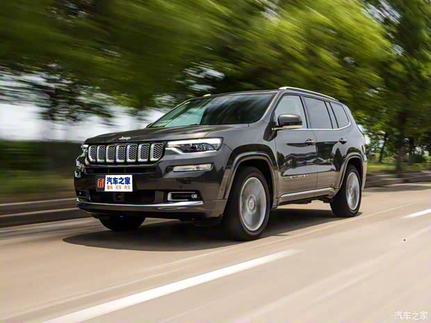 广汽菲克Jeep 大指挥官 2018款 2.0T 四驱御享版 广汽菲克Jeep 大指挥官 2018款 2.0T 四驱御享版