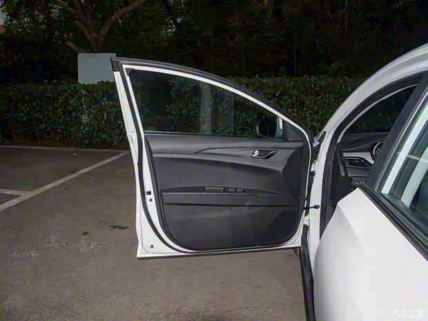 长安汽车 逸动新能源 2021款 E-LiFe