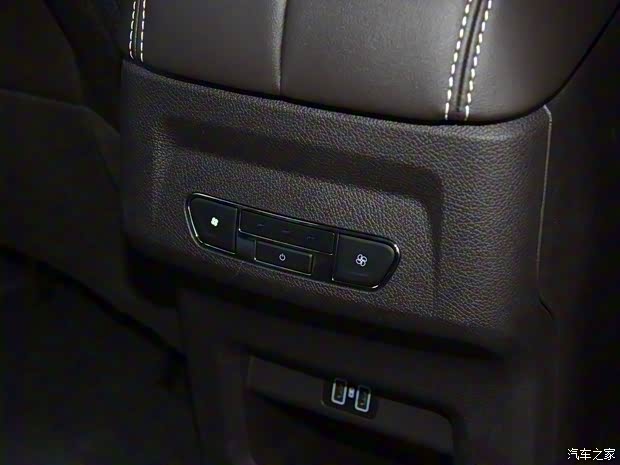 北京汽車制造廠 王牌M7 2022款 1.6L 長軸豪華型 7座