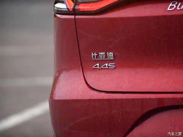 比亚迪 唐新能源 2019款 EV600D 四驱智联创世版 比亚迪 唐新能源 2019款 EV600D 四驱智联创世版