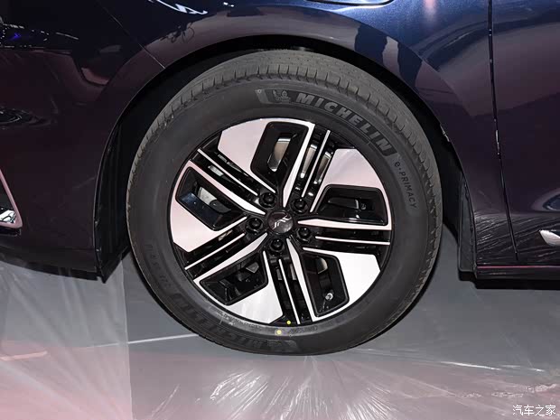 江汽集團(tuán) 瑞風(fēng)RF8 PHEV 2023款 量產(chǎn)版