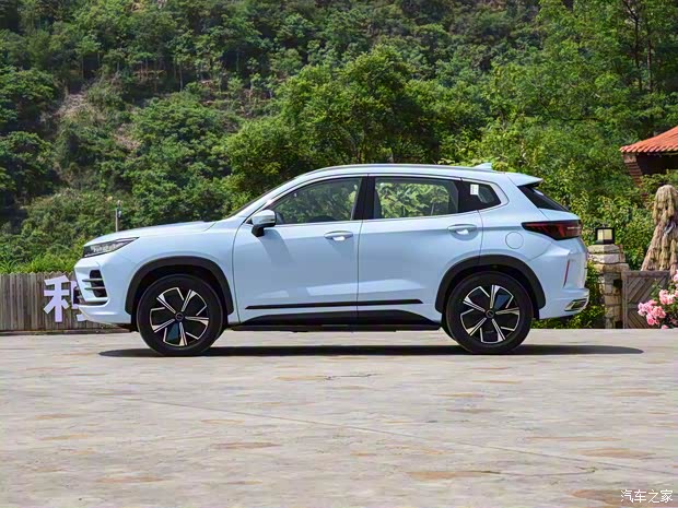 星途 星途追风PHEV 2023款 1.5TCI-DHT 80KM乘风起版 星途 星途追风PHEV 2023款 1.5TCI-DHT 80KM乘风起版