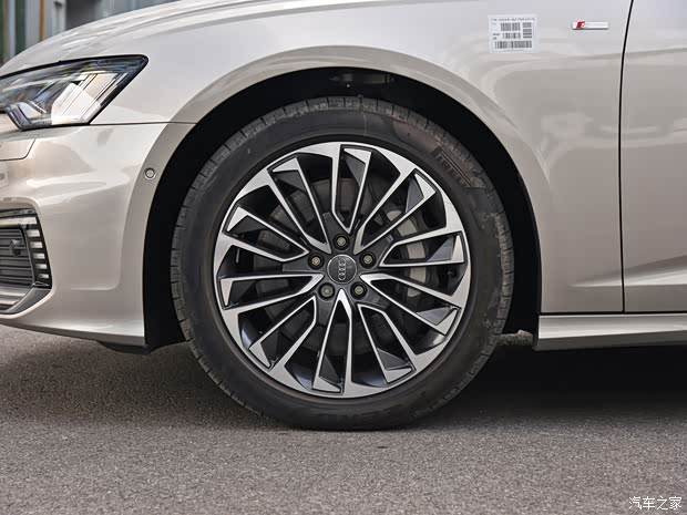 一汽-大众奥迪 奥迪A6L新能源 2020款 55 TFSIe quattro