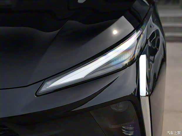 東風(fēng)風(fēng)行 風(fēng)行T5 EVO 2023款 狂飚版 1.5TD DCT鉑金款