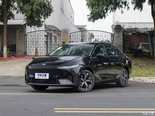 小鹏汽车 小鹏P5 2022款 460E+ 小鹏汽车 小鹏P5 2022款 460E+