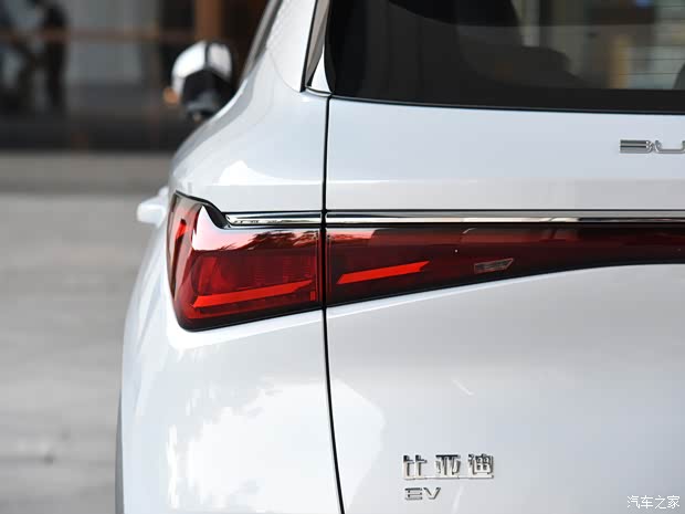 比亚迪 元PLUS 2022款 430KM 尊贵型