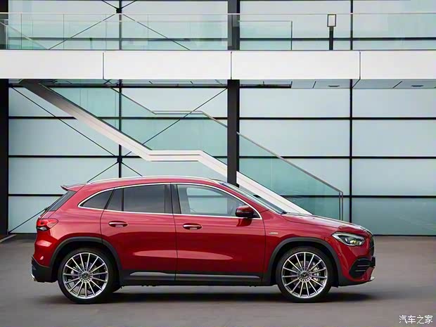 梅赛德斯-AMG 奔驰GLA AMG 2020款 AMG GLA 35