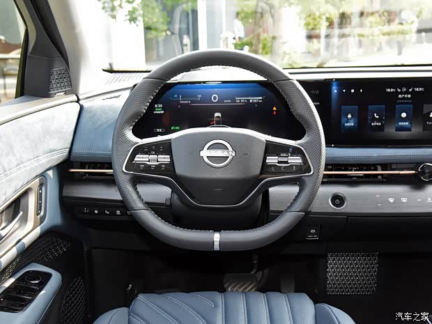 东风日产 Ariya艾睿雅 2022款 四驱高性能顶配版 东风日产 Ariya艾睿雅 2022款 四驱高性能顶配版