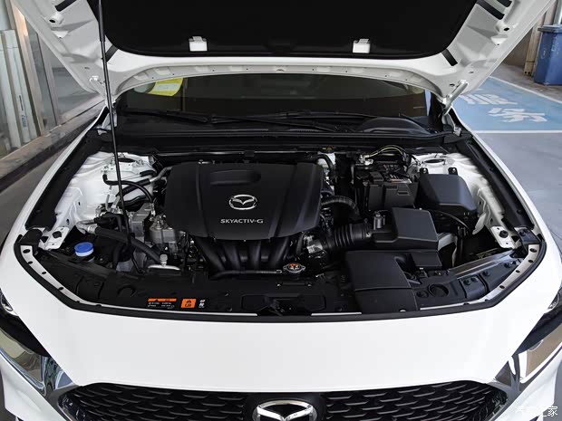 长安马自达 马自达3 Axela昂克赛拉 2020款 1.5L 自动质型版