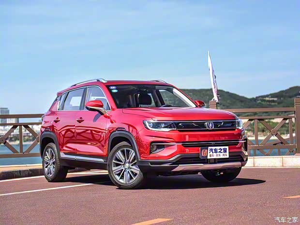 長(zhǎng)安汽車(chē) 長(zhǎng)安CS35 2018款 PLUS 基本型