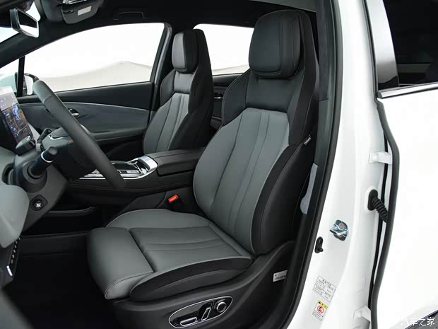 广汽埃安 AION LX 2022款 PLUS 双电机版 广汽埃安 AION LX 2022款 PLUS 双电机版