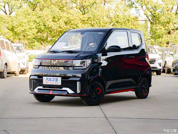 上汽通用五菱 宏光MINIEV 2022款 GAMEBOY 300km 竞速游侠限量版 上汽通用五菱 宏光MINIEV 2022款 GAMEBOY 300km 竞速游侠限量版