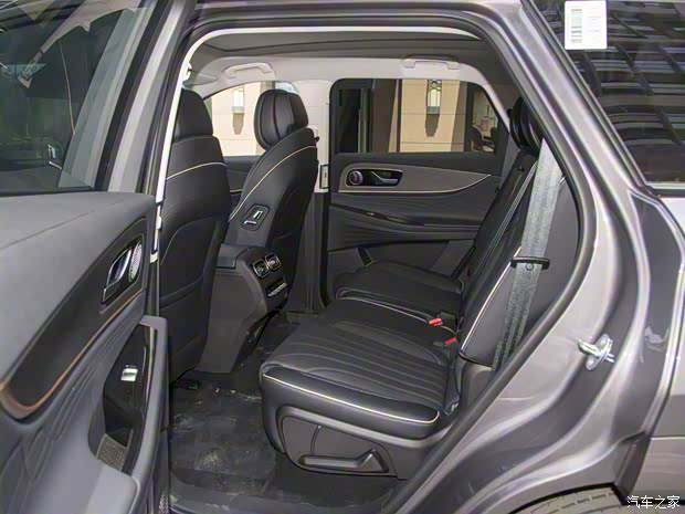 奇瑞汽车 瑞虎9 2023款 400T 两驱豪华版 7座