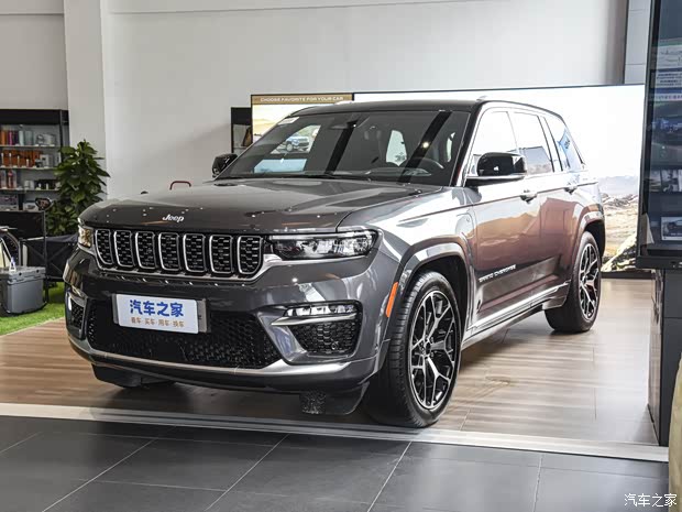 Jeep(進(jìn)口) 大切諾基新能源(進(jìn)口) 2023款 2.0T 4xe 巔峰版