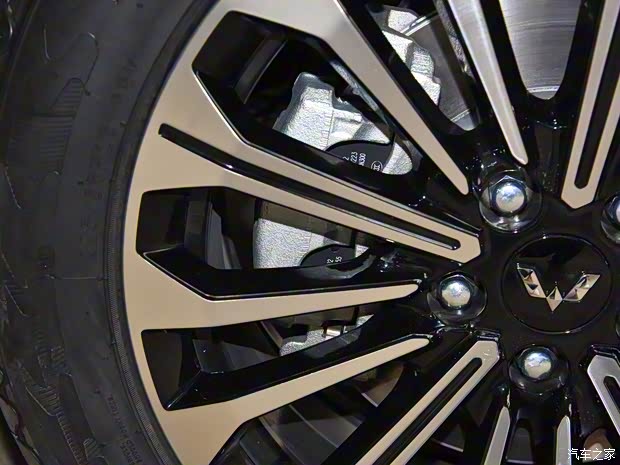 上汽通用五菱 五菱凱捷 2023款 混動(dòng)鉑金版