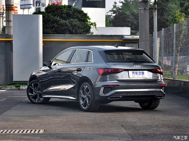 一汽-大众奥迪 奥迪A3 2021款 Sportback 35 TFSI 豪华运动型 一汽-大众奥迪 奥迪A3 2021款 Sportback 35 TFSI 豪华运动型