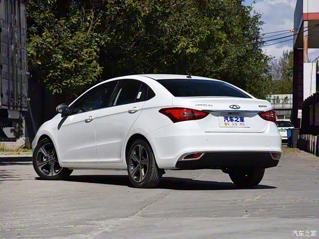 奇瑞汽车 艾瑞泽EX 2019款 1.5L CVT乐活版