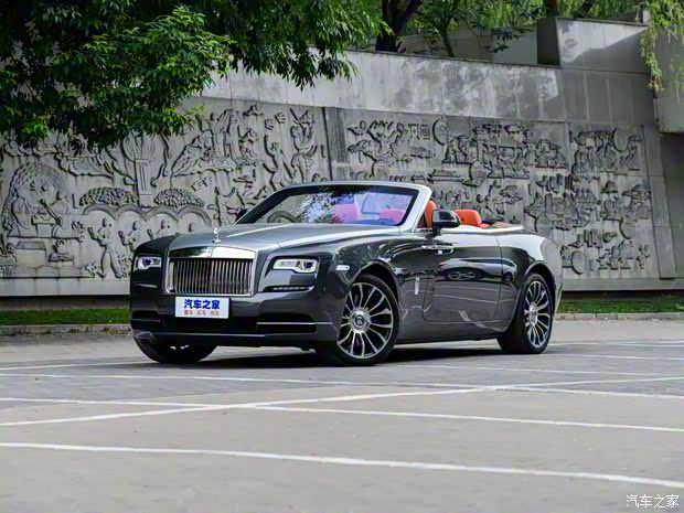 劳斯莱斯 曜影 2018款 6.6T 标准型