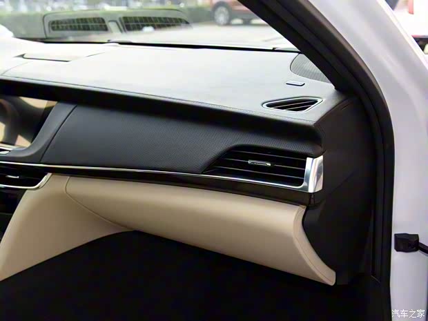 上汽通用凱迪拉克 凱迪拉克CT6 2019款 28T 時(shí)尚型