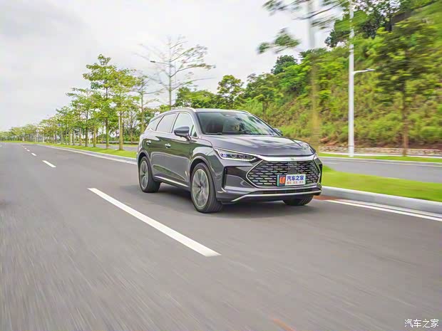 比亚迪 唐新能源 2022款 DM-p 215KM 四驱旗舰型 比亚迪 唐新能源 2022款 DM-p 215KM 四驱旗舰型