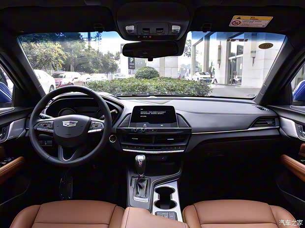 上汽通用凯迪拉克 凯迪拉克CT4 2022款 28T 豪华型