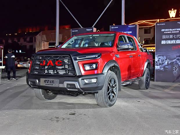 江淮汽车 悍途 2021款 2.0T商用版手动柴油四驱基础版长轴HFC4DB2-2E