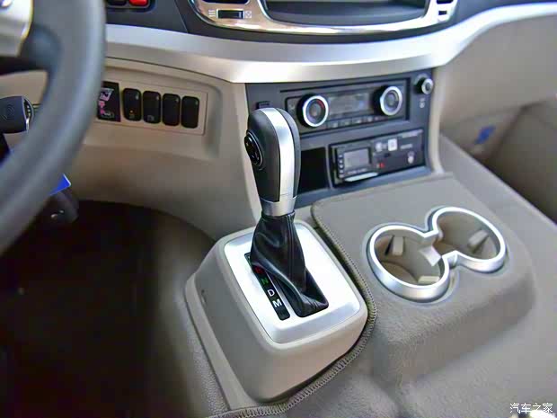 宇通客車 宇通T7 2021款 3.5T汽油定制星河版35LGTDI