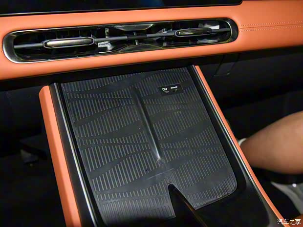 合創(chuàng)汽車 合創(chuàng)A06 2022款 基本型