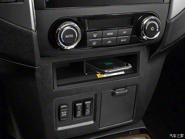 三菱(进口) 帕杰罗(进口) 2020款 基本型 三菱(进口) 帕杰罗(进口) 2020款 基本型