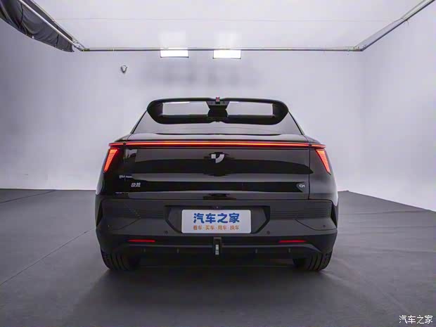 吉利汽车 极越01 2023款 三元锂 吉利汽车 极越01 2023款 三元锂