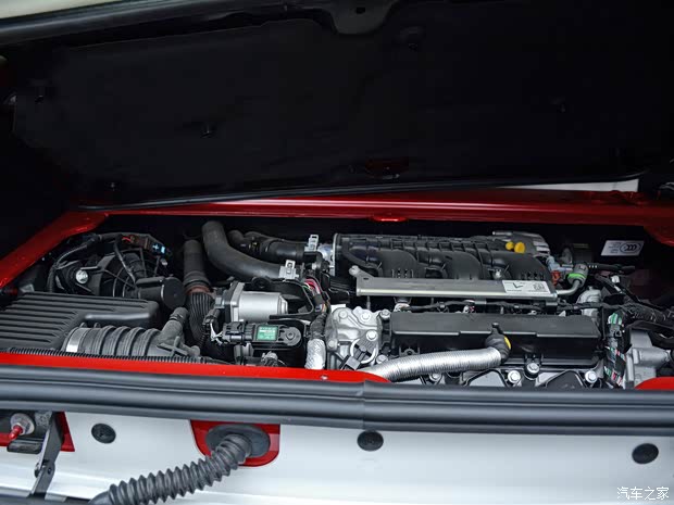 smart smart fortwo 2018款 0.9T 66千瓦敞篷先锋版 smart smart fortwo 2018款 0.9T 66千瓦敞篷先锋版