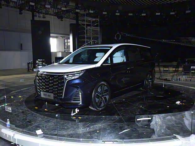 江汽集團 瑞風(fēng)RF8 2023款 RF-M 概念車