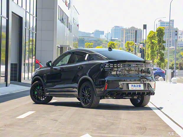 領(lǐng)克 領(lǐng)克05 2022款 05+ 2.0TD 黑色版