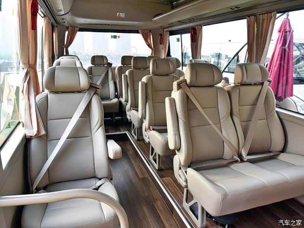 宇通客车 宇通CL6 2018款 悦旅版