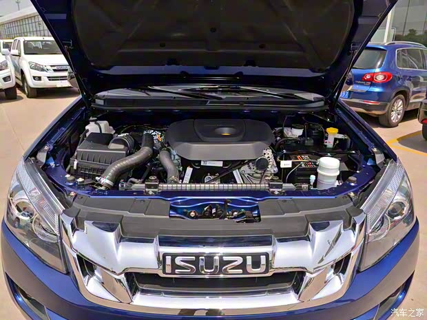 江西五十铃 铃拓 2019款 2.5T四驱自动豪华款JE4D25Q5A 江西五十铃 铃拓 2019款 2.5T四驱自动豪华款JE4D25Q5A