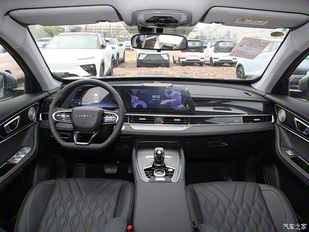 奇瑞汽车 瑞虎7 PLUS 2023款 冠军版 1.5TGDI DCT豪华型