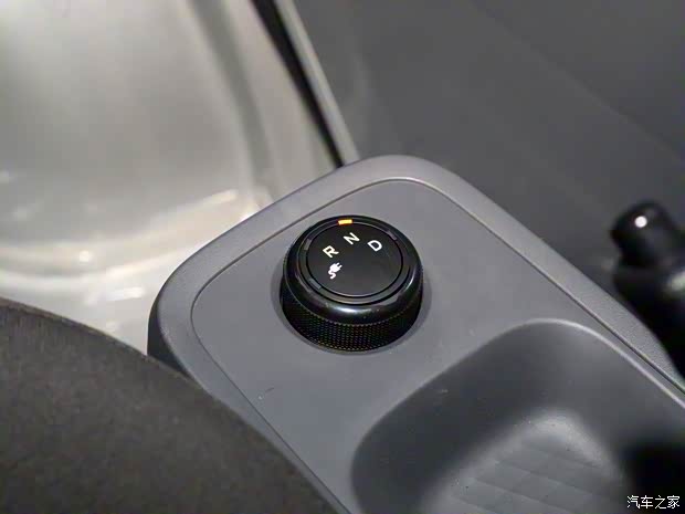 上汽通用五菱 五菱E10 2022款 基本型