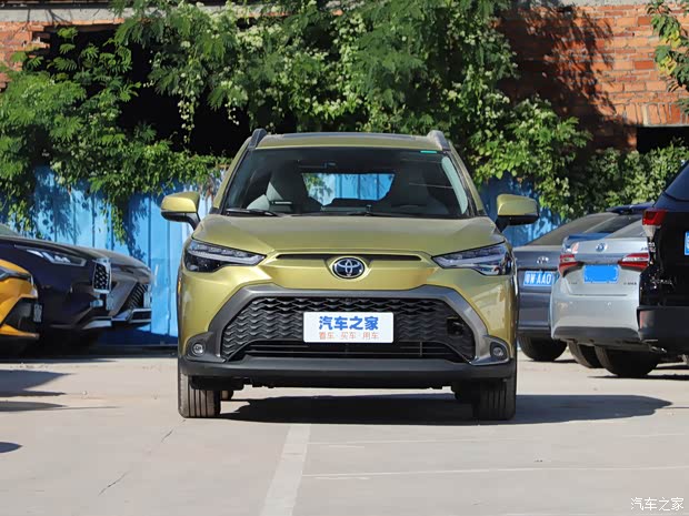 广汽丰田 锋兰达 2022款 2.0L CVT尊贵版