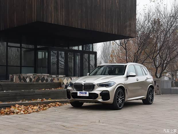 宝马(进口) 宝马X5 2019款 xDrive40i 尊享型 M运动套装 宝马(进口) 宝马X5 2019款 xDrive40i 尊享型 M运动套装