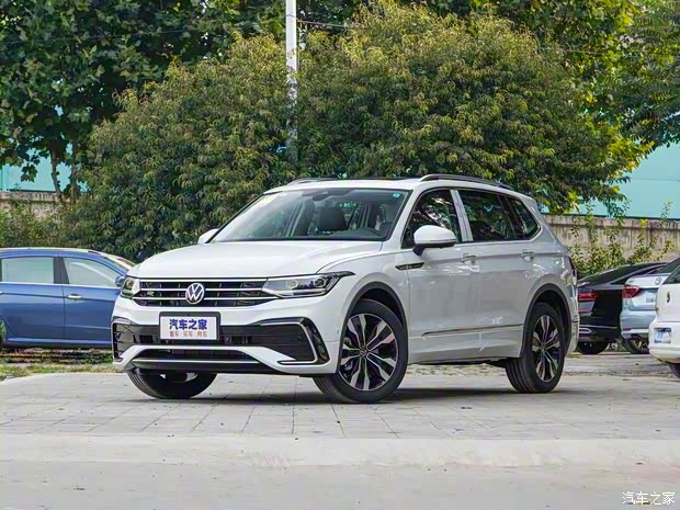 上汽大众 途观L 2023款 380TSI 自动四驱R-Line越享版7座 上汽大众 途观L 2023款 380TSI 自动四驱R-Line越享版7座