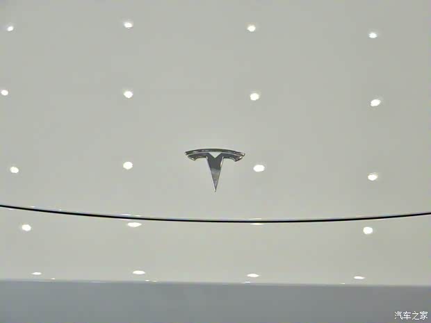 特斯拉中國(guó) Model Y 2023款 后輪驅(qū)動(dòng)版