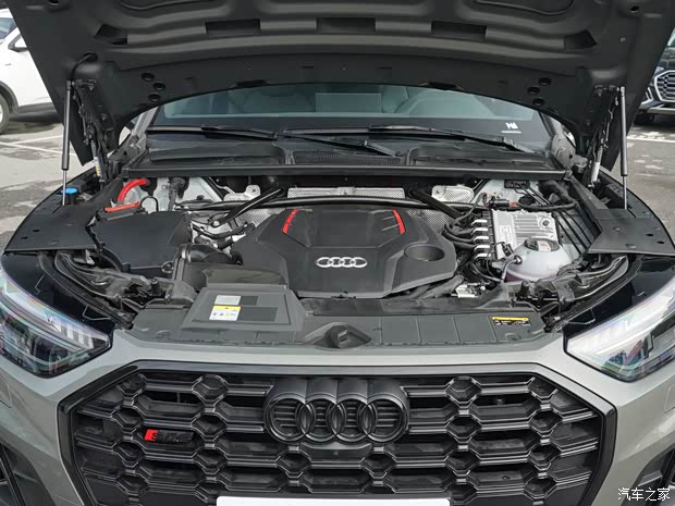 奧迪(進(jìn)口) 奧迪SQ5 2023款 3.0 TFSI quattro