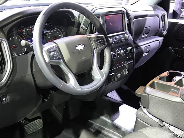 雪佛兰(进口) 索罗德 2019款 2500 HD
