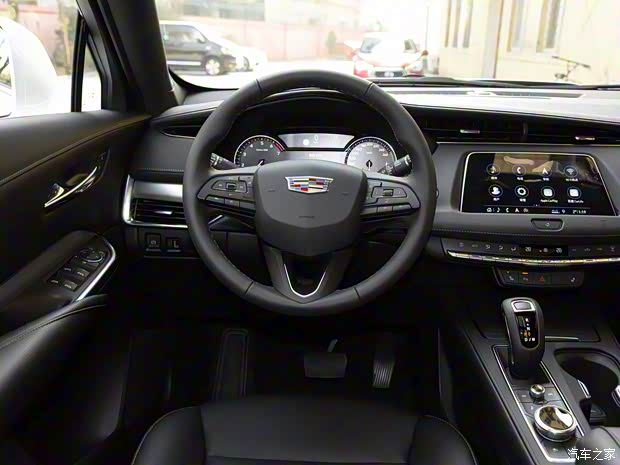 上汽通用凱迪拉克 凱迪拉克XT4 2018款 28T 兩驅(qū)領(lǐng)先型